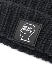 Load image into Gallery viewer, Knitted Logo Patch Beanie - Black
